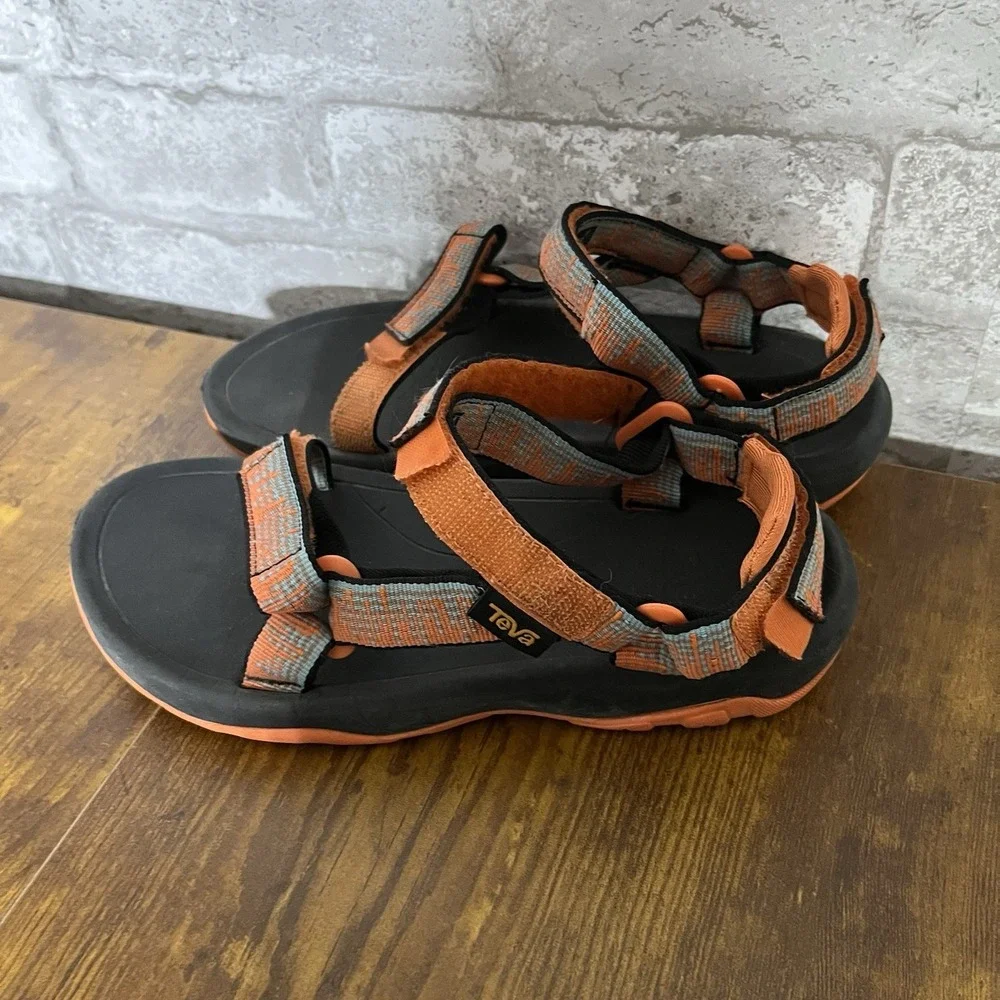 Teva Strappy Sandals Hook & Loop Adjustable Black/Orange/Gray boys size 3